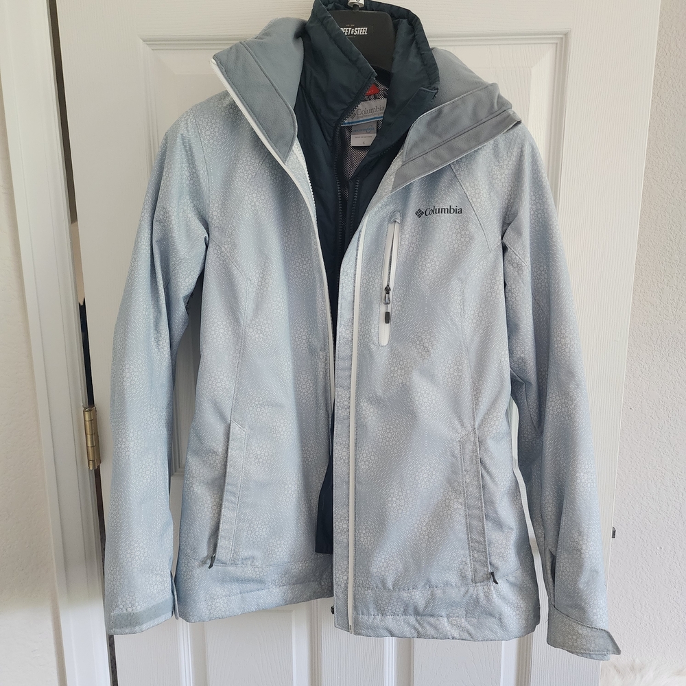 Columbia Women's Light Gray Jacket